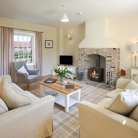 Yerborough Cottage-ixf * Scarborough